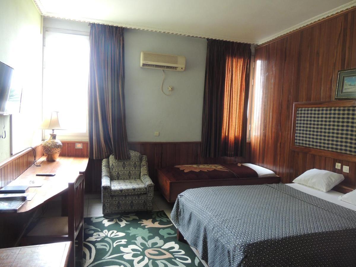 Hotel Saffana Douala Bagian luar foto